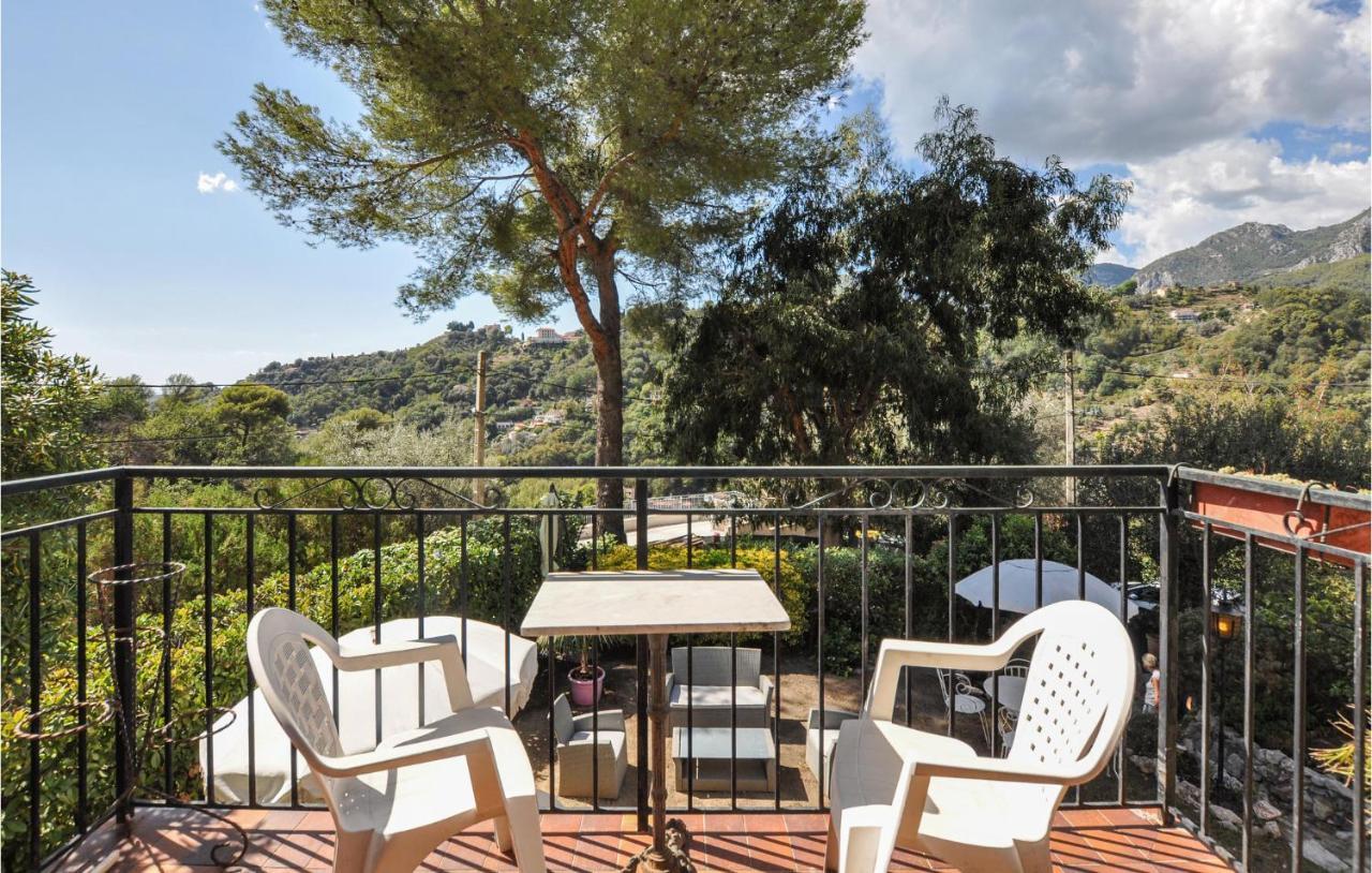 1 Bedroom Lovely Home In Μεντόν Εξωτερικό φωτογραφία