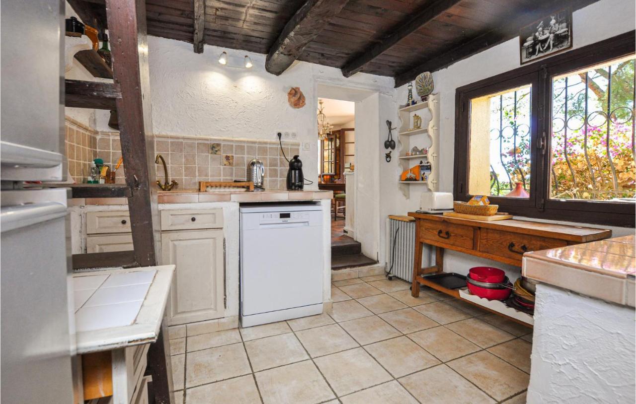 1 Bedroom Lovely Home In Μεντόν Εξωτερικό φωτογραφία